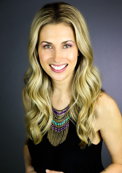 Amanda Beisel Founder of SKN clinic headshot